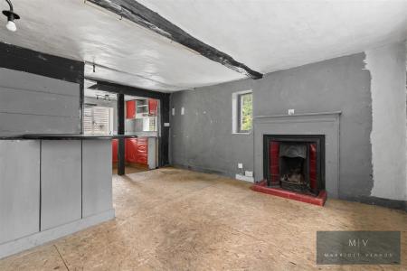 3 bedroom Detached house for sale in Maypole Road, Orpington