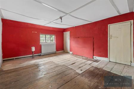3 bedroom Detached house for sale in Maypole Road, Orpington