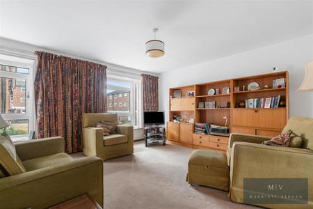2 bedroom Flat for sale in Cotelands, Croydon