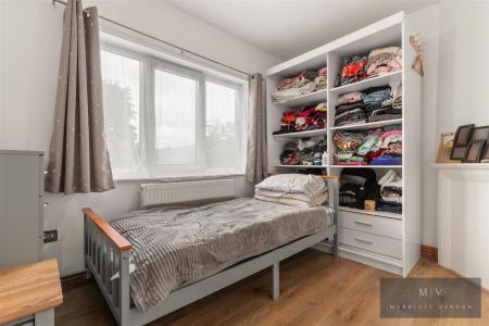 3 bedroom Semi-detached house for sale in Hurst Road, Croydon