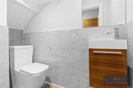 3 bedroom Semi-detached house for sale in Hurst Road, Croydon