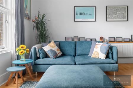 2 bedroom Flat for sale in Selborne Road, Croydon