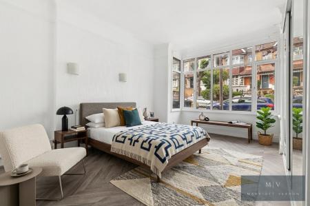 2 bedroom Flat for sale in Blenheim Park Road, South Croydon