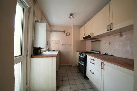 2 bedroom End of terrace house for sale in Frant Road, Thornton Heath