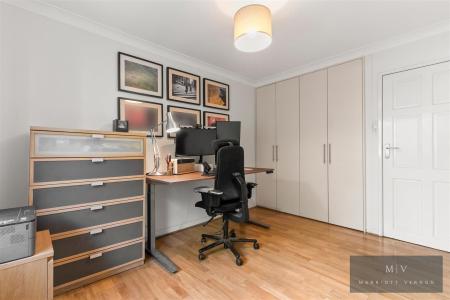 2 bedroom Flat for sale in South Park Hill Road, South Croydon