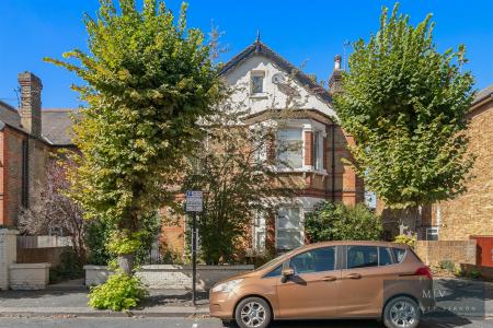 2 bedroom Flat for sale in Dornton Road, South Croydon