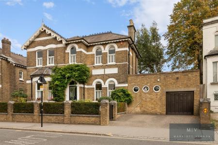 5 bedroom Detached house for sale in St. Peters Road, Croydon