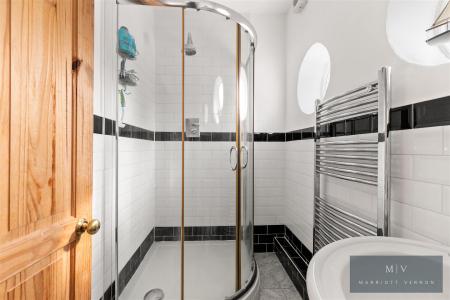 5 bedroom Detached house for sale in St. Peters Road, Croydon