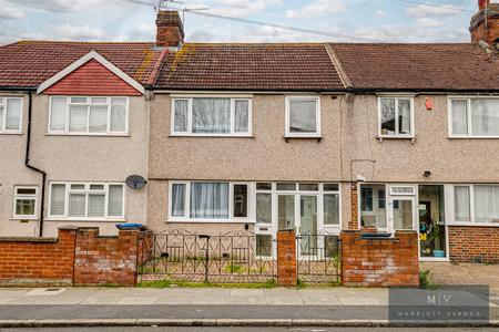 3 bedroom Terraced House for sale in Northborough Road, London