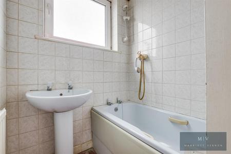 3 bedroom Terraced House for sale in Northborough Road, London