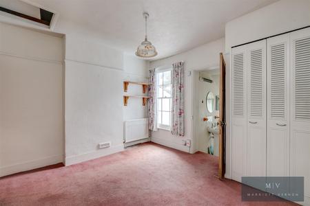 2 bedroom Terraced House for sale in Keens Road, Croydon