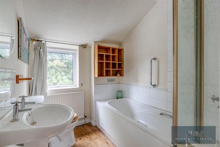 2 bedroom Terraced House for sale in Keens Road, Croydon