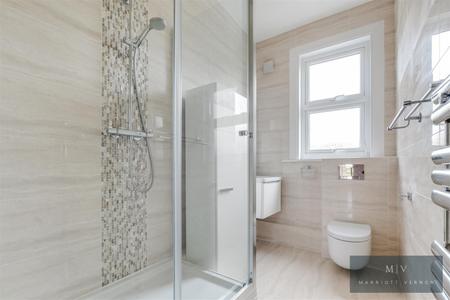 8 bedroom Detached house for sale in Campden Road, South Croydon