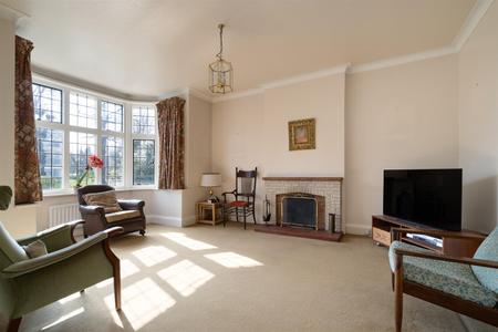 4 bedroom Detached house for sale in Warham Road, South Croydon