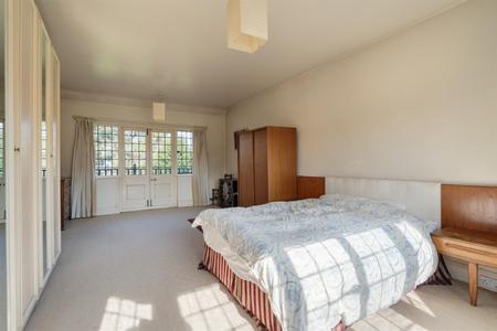 4 bedroom Detached house for sale in Warham Road, South Croydon