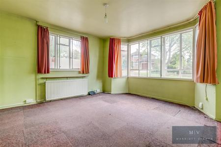 4 bedroom Detached house for sale in Rectory Park, Sanderstead