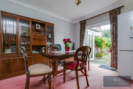 3 bedroom House for sale in Norbury Avenue, Thornton Heath