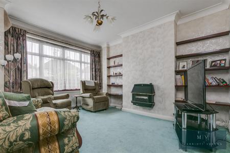 3 bedroom House for sale in Norbury Avenue, Thornton Heath