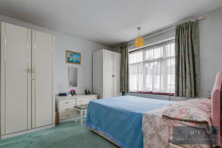 3 bedroom House for sale in Norbury Avenue, Thornton Heath