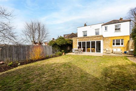 5 bedroom Detached house for sale in Selsdon Road, South Croydon