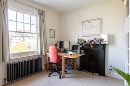 5 bedroom Detached house for sale in Selsdon Road, South Croydon