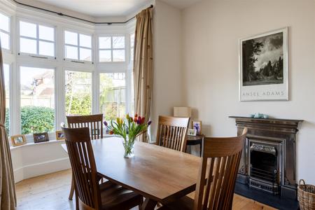 5 bedroom Detached house for sale in Selsdon Road, South Croydon