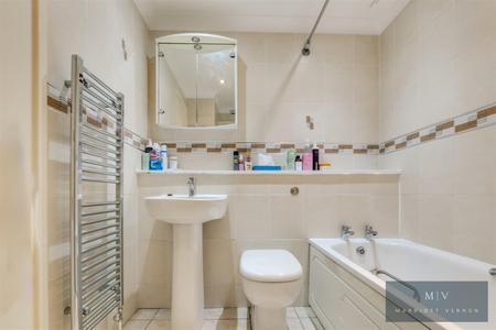 1 bedroom Flat for sale in Chepstow Road, Croydon