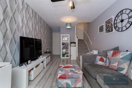 1 bedroom Terraced House for sale in Sandpiper Way, Orpington