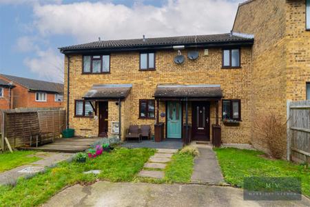 1 bedroom Terraced House for sale in Sandpiper Way, Orpington