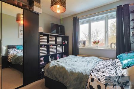 1 bedroom Terraced House for sale in Sandpiper Way, Orpington