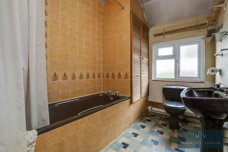3 bedroom House for sale in Stanhope Road, Croydon