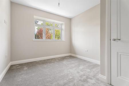 4 bedroom Detached house for sale in Harewood Road, South Croydon