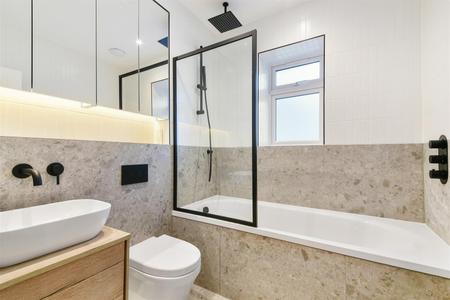 4 bedroom Detached house for sale in Harewood Road, South Croydon