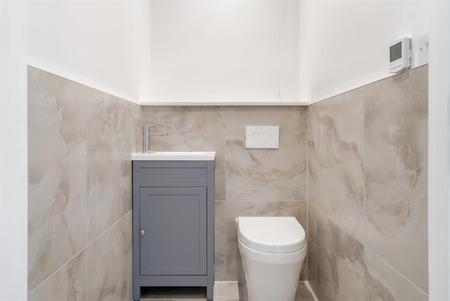4 bedroom Detached house for sale in Harewood Road, South Croydon