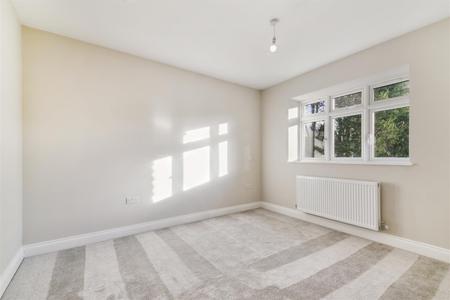 4 bedroom Detached house for sale in Harewood Road, South Croydon