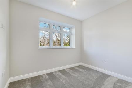 4 bedroom Detached house for sale in Harewood Road, South Croydon