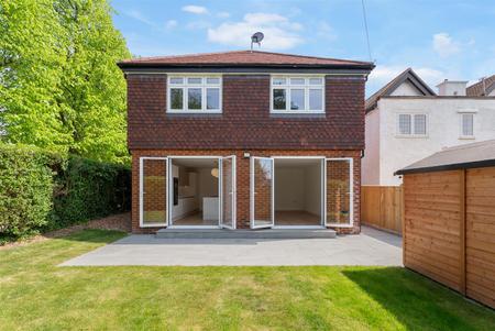 4 bedroom Detached house for sale in Harewood Road, South Croydon