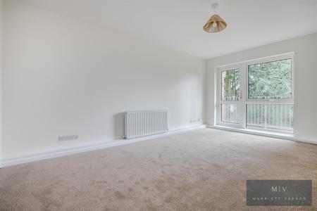 2 bedroom Apartment for sale in Coombe Road, Croydon