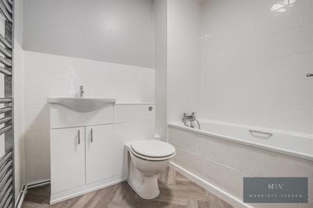 2 bedroom Apartment for sale in Coombe Road, Croydon