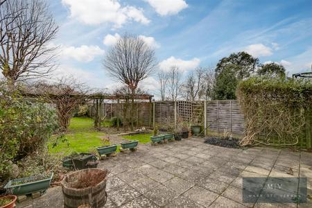 3 bedroom Semi-detached house for sale in Westminster Avenue, Thornton Heath