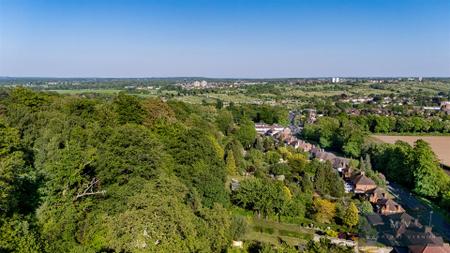3 bedroom Detached house for sale in Gravel Hill, Croydon