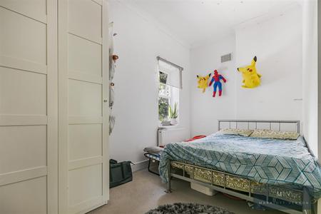 1 bedroom Flat for sale in Birdhurst Rise, South Croydon