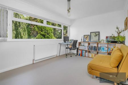 3 bedroom End of terrace house for sale in Park Hill Rise, Croydon