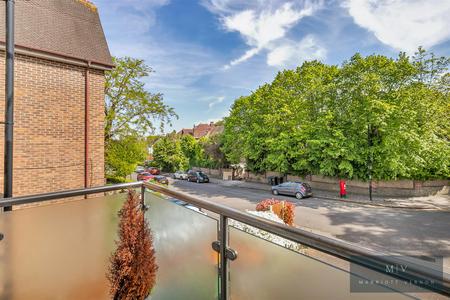 2 bedroom Flat for sale in Normanton Road, South Croydon