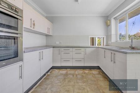 3 bedroom Detached house for sale in Harriet Gardens, Croydon