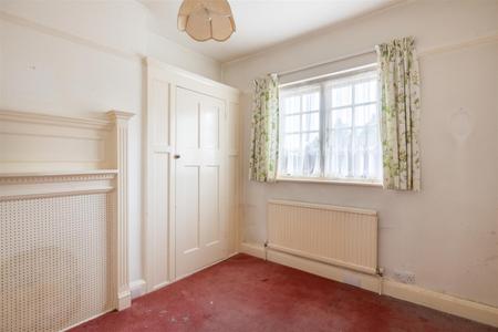 5 bedroom Detached house for sale in Shirley Hills Road, Croydon