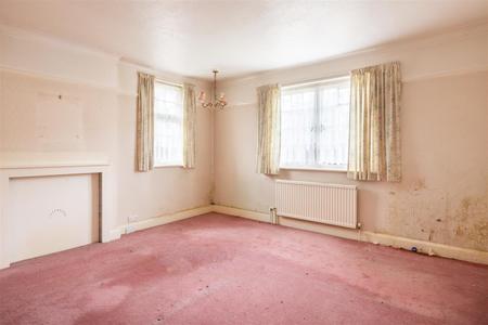 5 bedroom Detached house for sale in Shirley Hills Road, Croydon