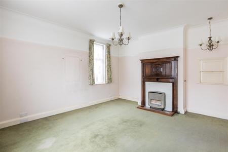 5 bedroom Detached house for sale in Shirley Hills Road, Croydon
