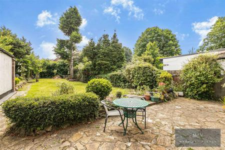 4 bedroom Detached house for sale in Park Hill Road, Croydon