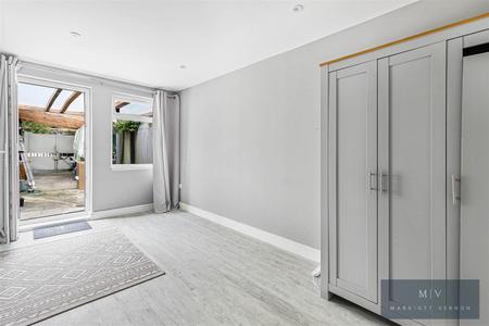 4 bedroom Detached house for sale in Park Hill Road, Croydon